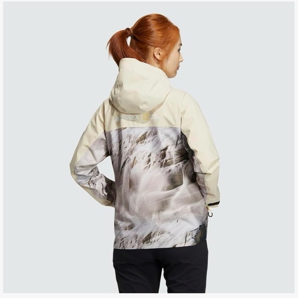 Adidas x National Geographic RAIN.RDY Jacket - Picture 2 of 8